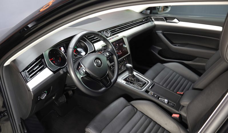 VOLKSWAGEN Passat 2.0 TDI 150CV DSG Variant lleno