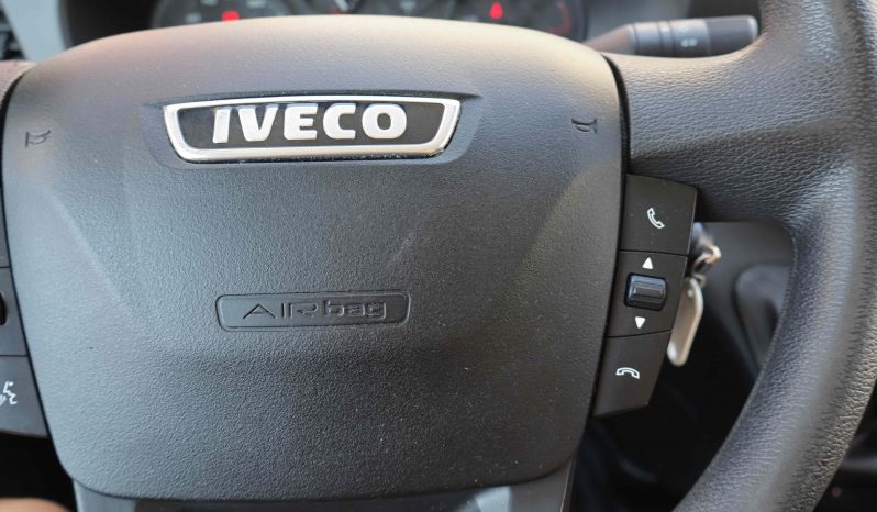 IVECO Daily 2.3 lleno