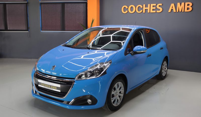 PEUGEOT 208 lleno