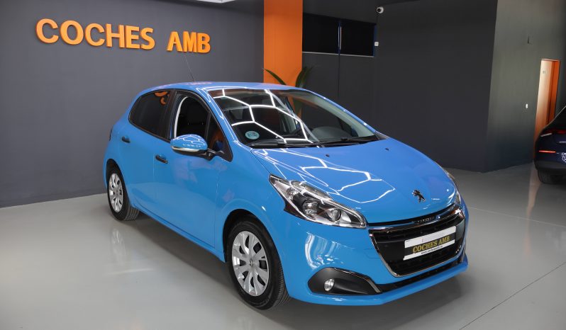 PEUGEOT 208 lleno