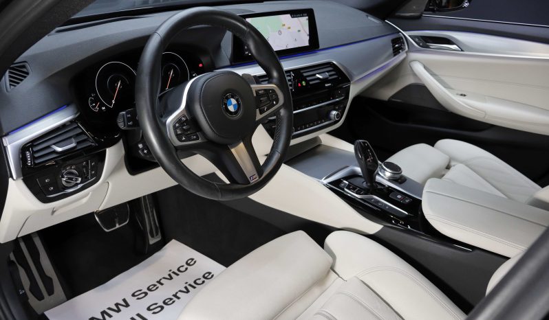 BMW 530e iPerformance lleno