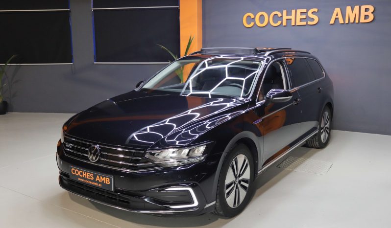 VOLKSWAGEN Passat Variant GTE lleno