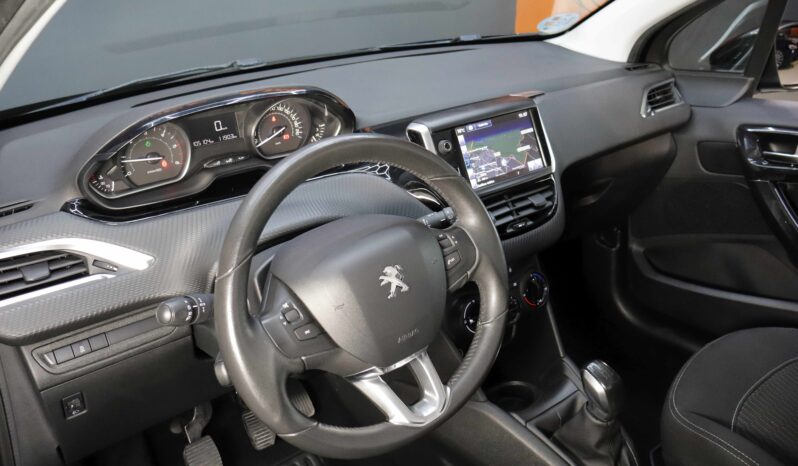 PEUGEOT 208 1.6 lleno